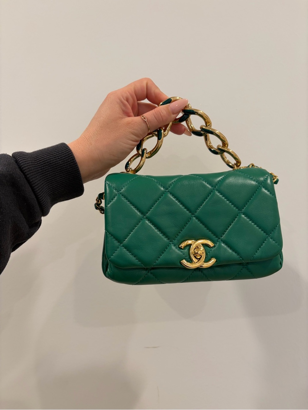Quilted Green Chain Handle Women's Shoulder Bag